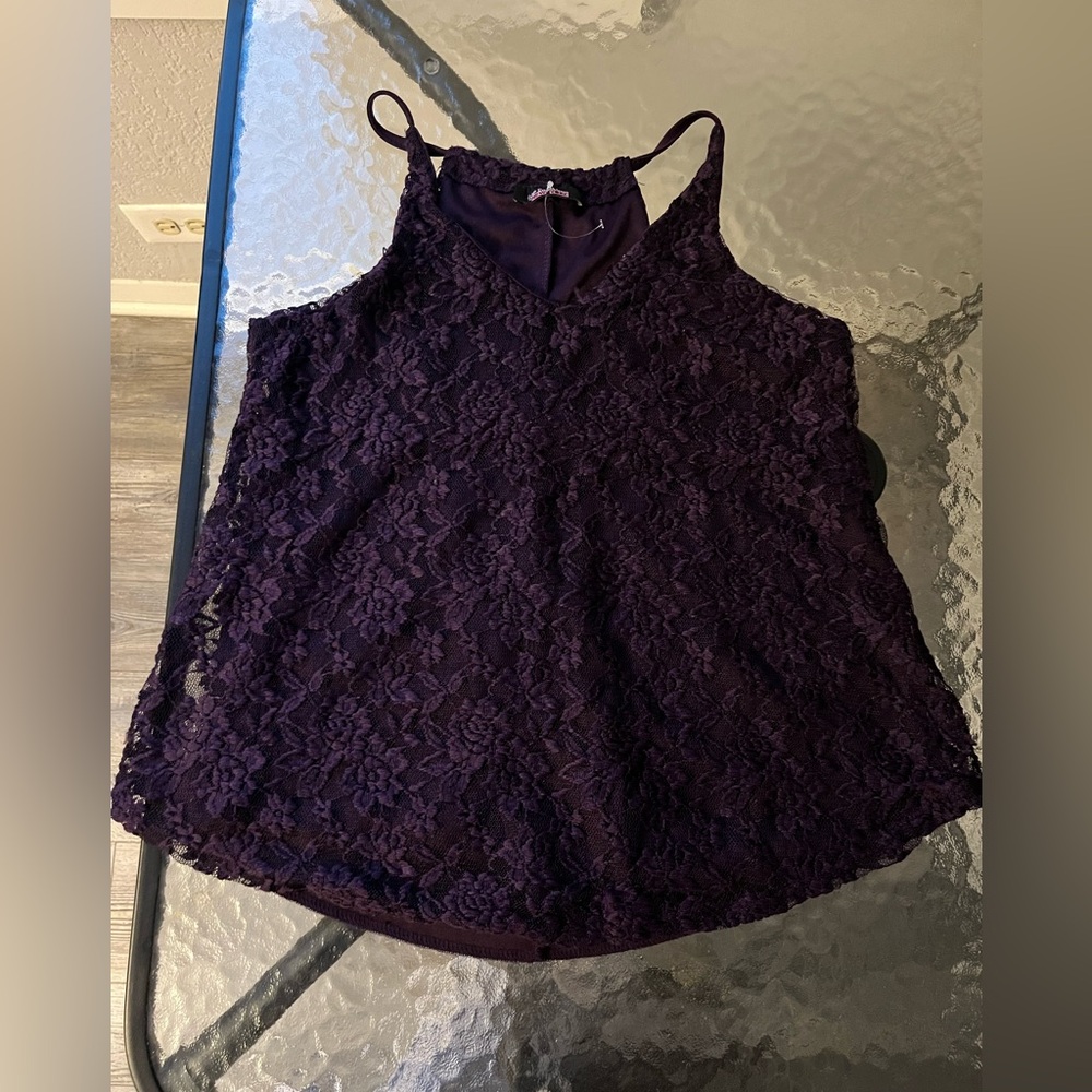 Laced floral tank top